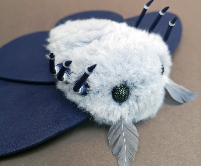 青い蛾のぬいぐるみ - 受注生産 - ショップ Semechka Workshop