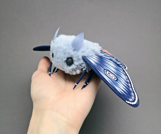 青い蛾のぬいぐるみ - 受注生産 - ショップ Semechka Workshop