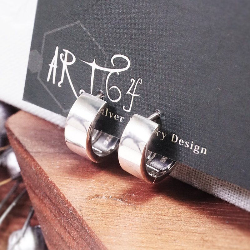 クラシック フラット 留めやすい 11mm ベーシック 925スターリングシルバーピアス レディース メンズ ユニセックスピアス - ピアス・イヤリング - スターリングシルバー シルバー