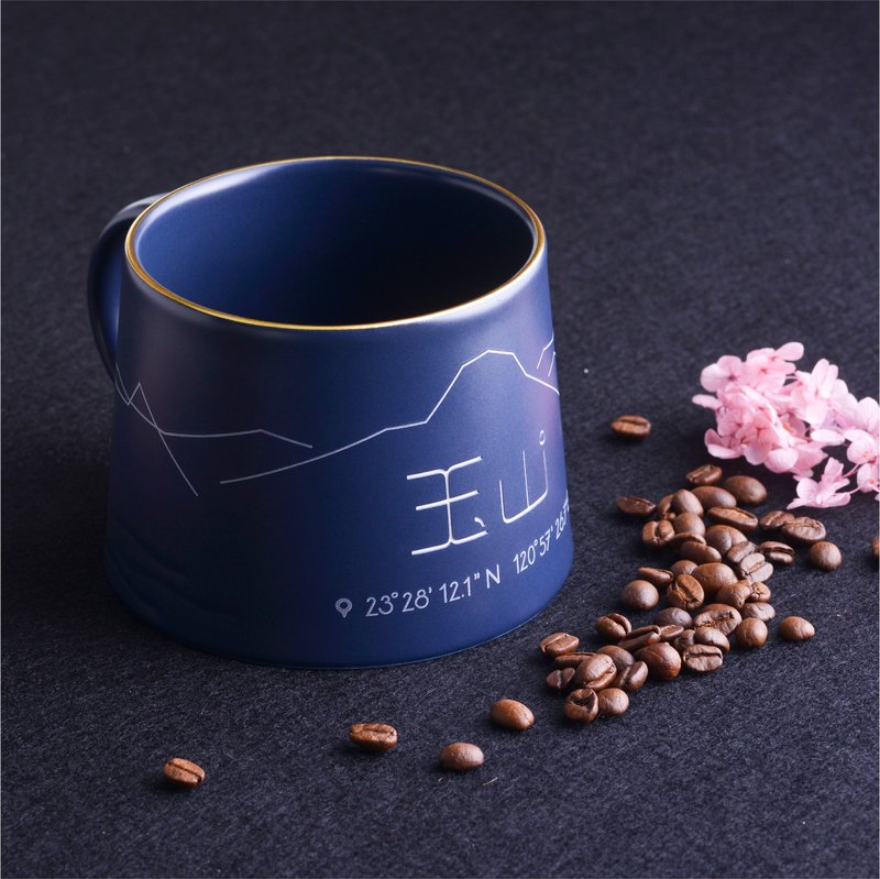 See Zeppelin Foundation Yushan Mug Blue See Taiwan Cultural and Creative Products - แก้ว - ดินเผา สีน้ำเงิน