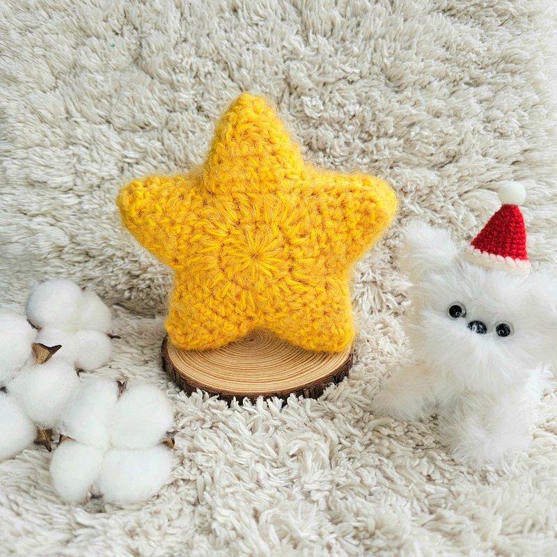 Hand-knitted three-dimensional invincible lucky star - Items for Display - Cotton & Hemp Yellow