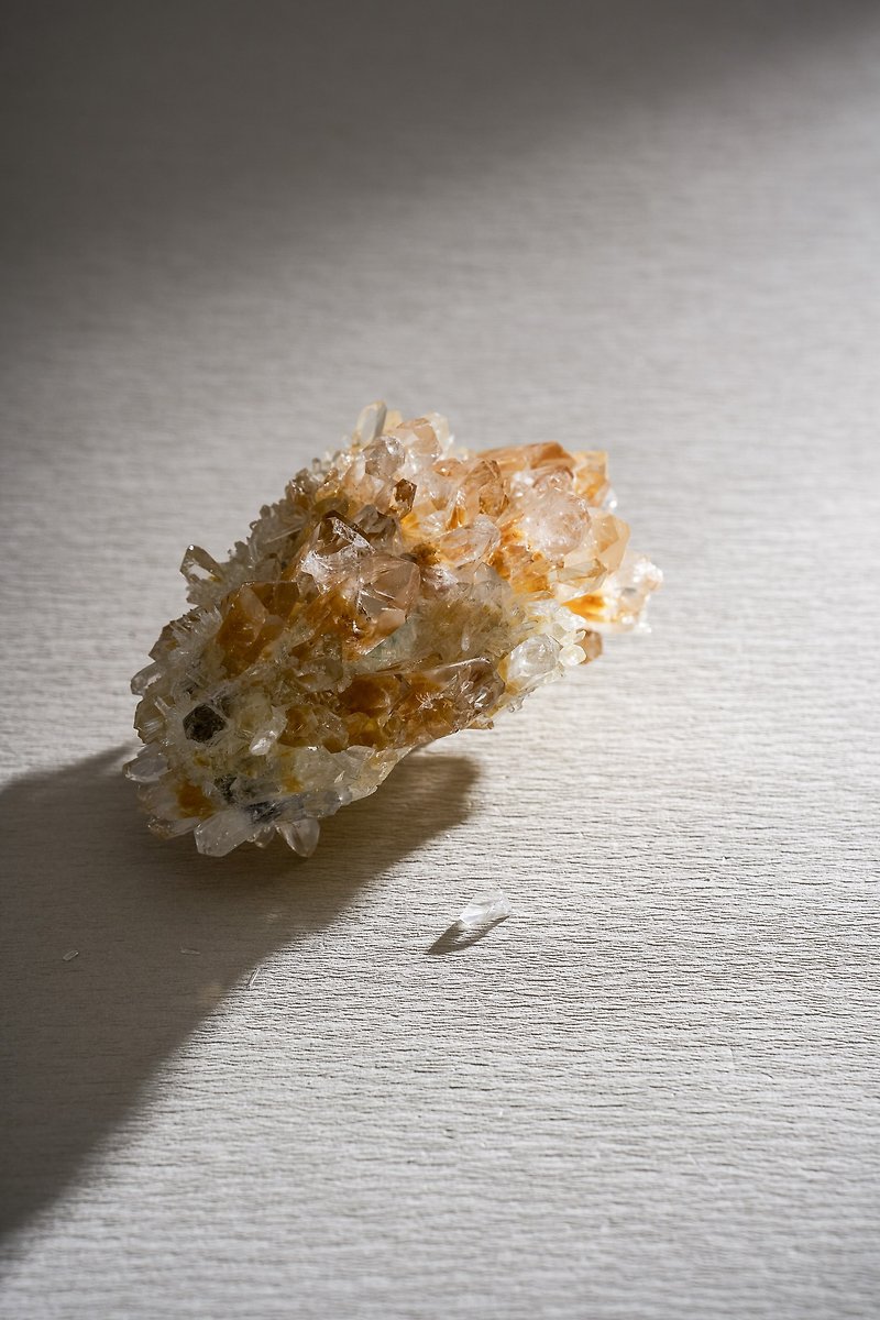 Huaguang-Zangjing Pavilion | Suitable for life number 2, 5, 8 | Citrine cluster - Items for Display - Crystal 