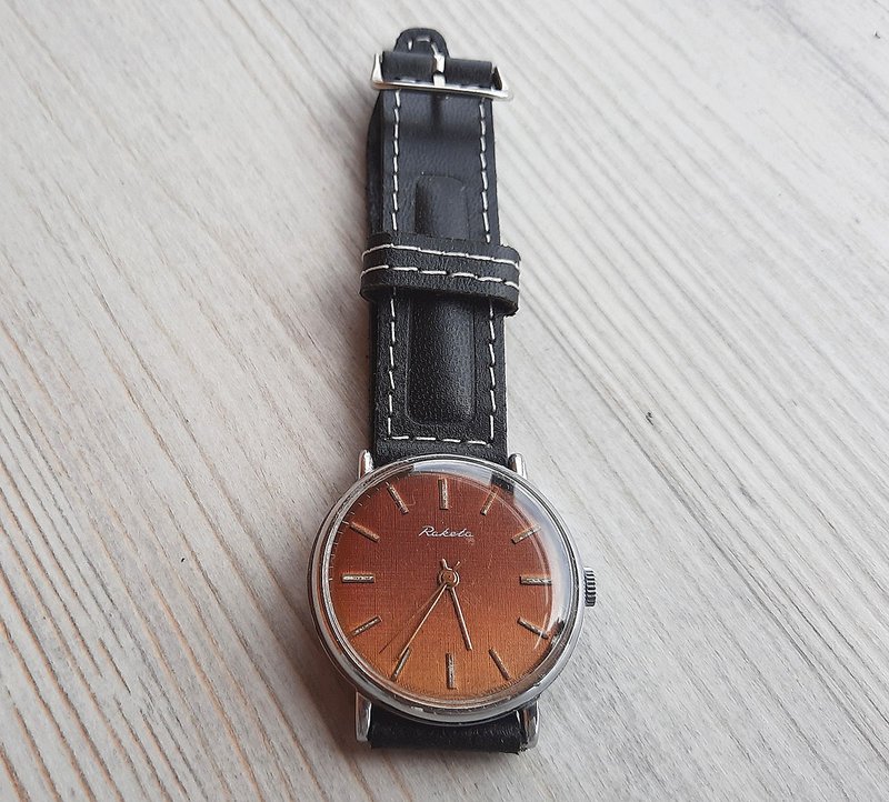 Raketa 2609.HA レッド ダイヤル ヴィンテージ メンズ腕時計 - ソビエト機械式腕時計 USSR - 男女兼用（ユニセックス）腕時計 - ステンレススチール レッド