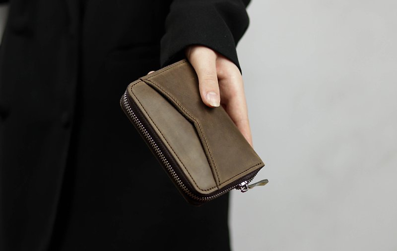 Leather Small Wallet For Women / Wrist Mini Purse / Card Slot Zip Araund Wallet - 長短皮夾/錢包 - 真皮 咖啡色