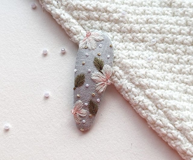 パールつき刺繍花 ベビーヘアクリップ ヘアピン ヘアゴム 花