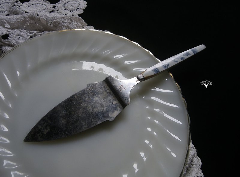 [OLD-TIME] Early European imported pie shovel and cake shovel - ของวางตกแต่ง - วัสดุอื่นๆ หลากหลายสี
