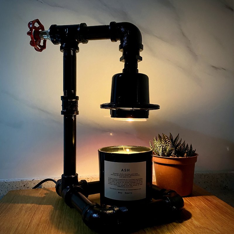 [First choice for gifts] Handmade industrial style candle lamp with adjustable light [black diamond style] - โคมไฟ - วัสดุอื่นๆ สีดำ