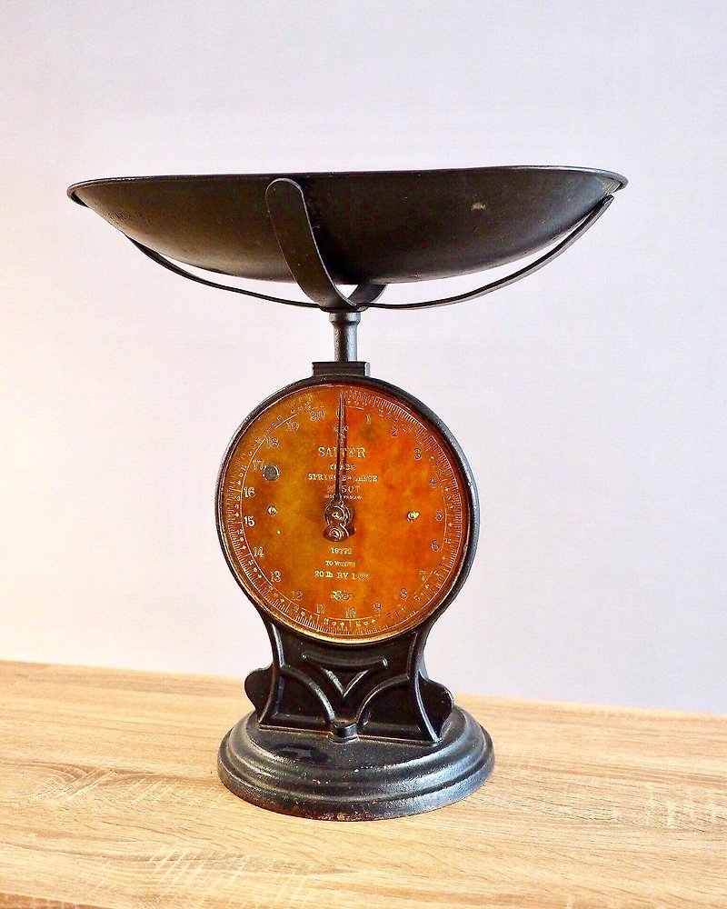 1930 British Salter No.50T antique scales - ของวางตกแต่ง - โลหะ 