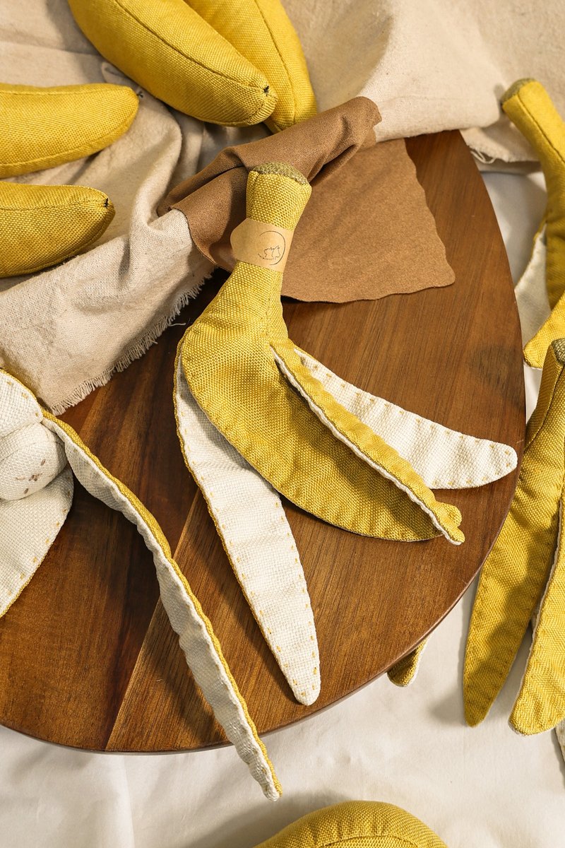 滑一蕉 / 香蕉皮  Banana peel手作 貓玩具 吊飾 家飾品 兒童玩具 - 貓/狗玩具 - 其他材質 多色