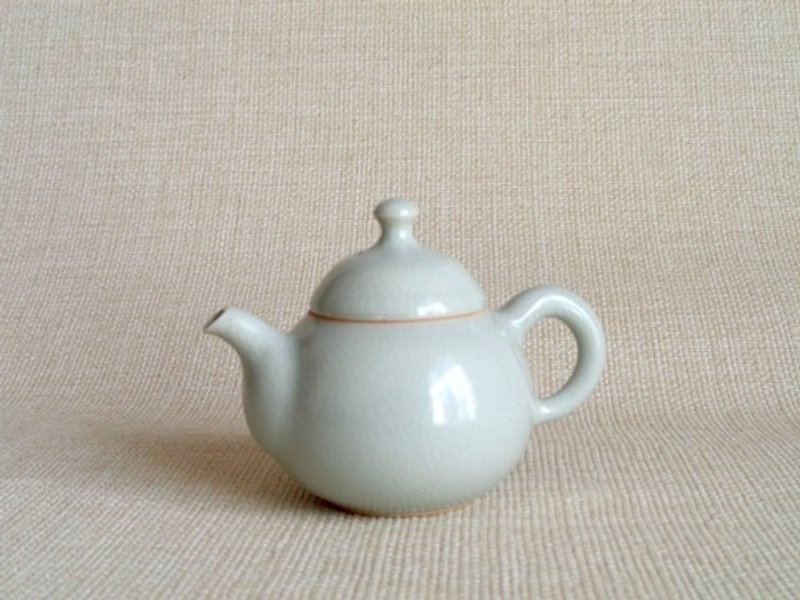 Pouring vessel for Sencha a - Teapots & Teacups - Pottery White