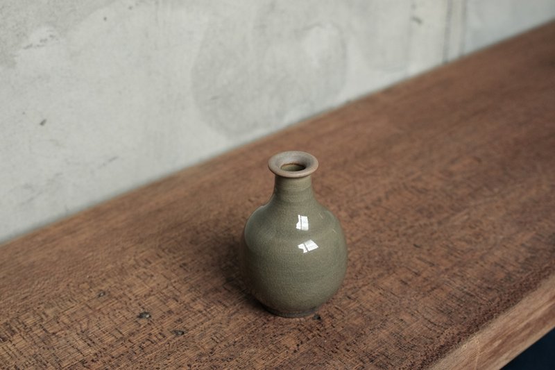 花器 l 苔球綠 小花瓶 - 花瓶/花器 - 陶 綠色