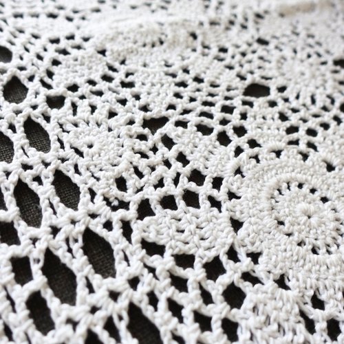 かぎ針編み ドイリー レース テーブルクロス 花柄 コットンレース