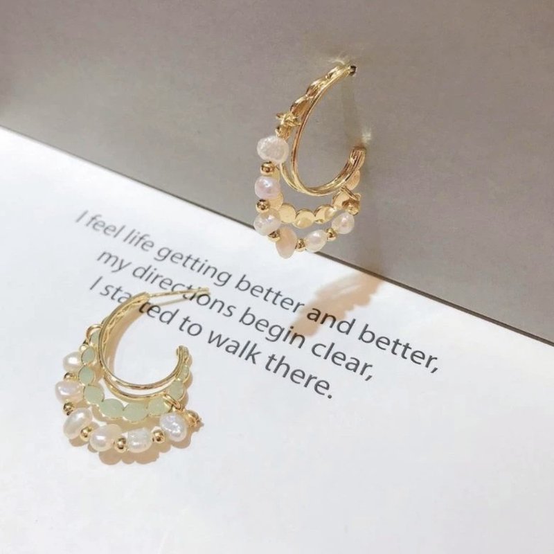 1KM Polaris Wish·Layered Pearl C-Hoop Earrings - ต่างหู - ไข่มุก 