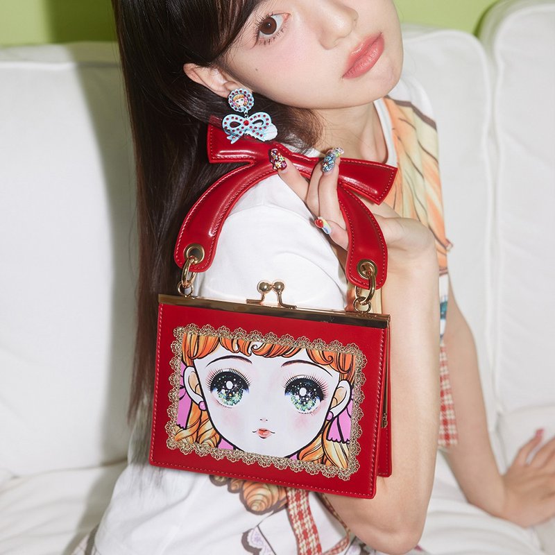昭和美少女 蕾絲紅色蝴蝶結手提包 斜挎鏈條包 - 側背包/斜背包 - 其他材質 多色