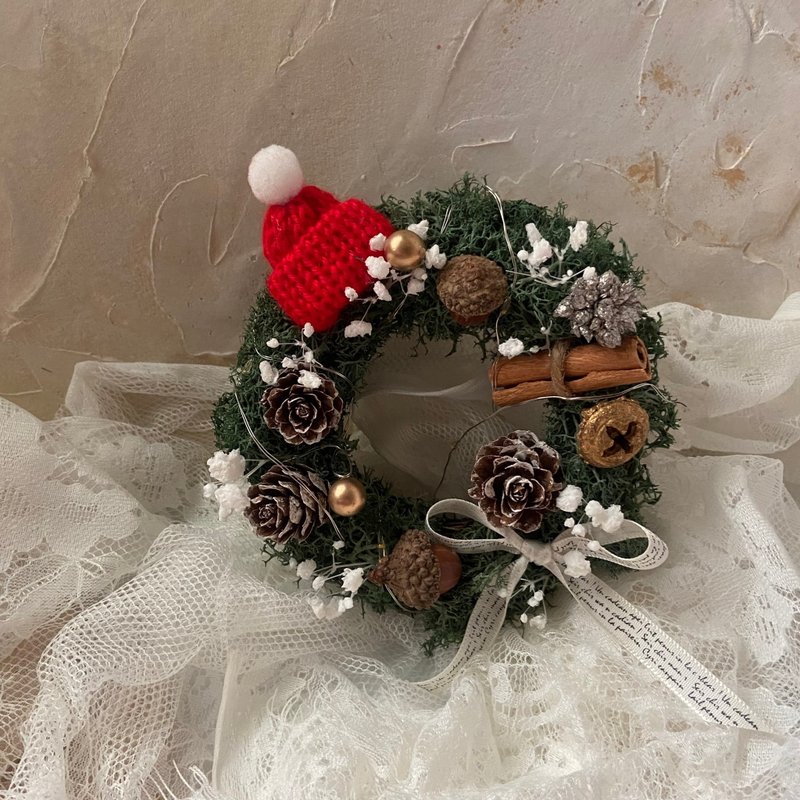 Christmas wreath - Plants & Floral Arrangement - Plants & Flowers 