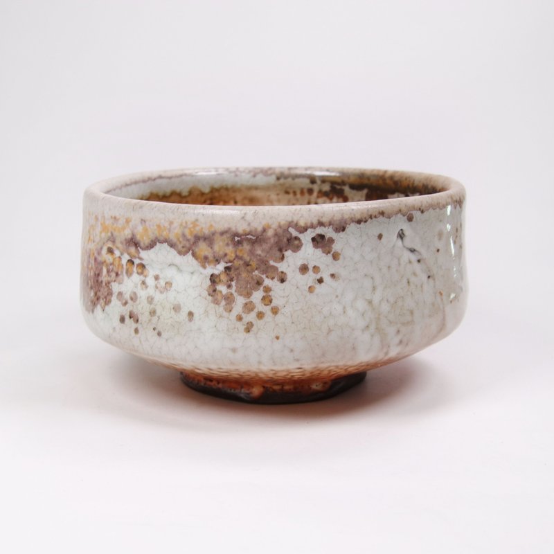 明芽窯 l 柴燒縮志野釉窯變茶碗 陶器 陶藝品 蒐藏品 H6 - 茶壺/茶杯/茶具 - 陶 白色