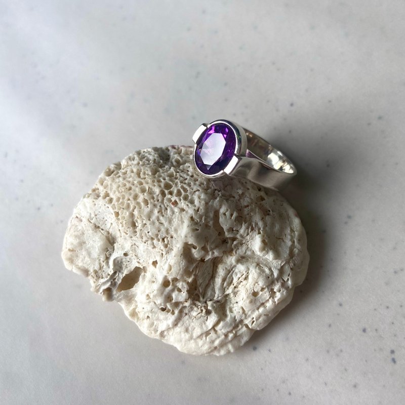 Beautiful amethyst elegant silver ring: expertly handcrafted. - 戒指 - 純銀 紫色