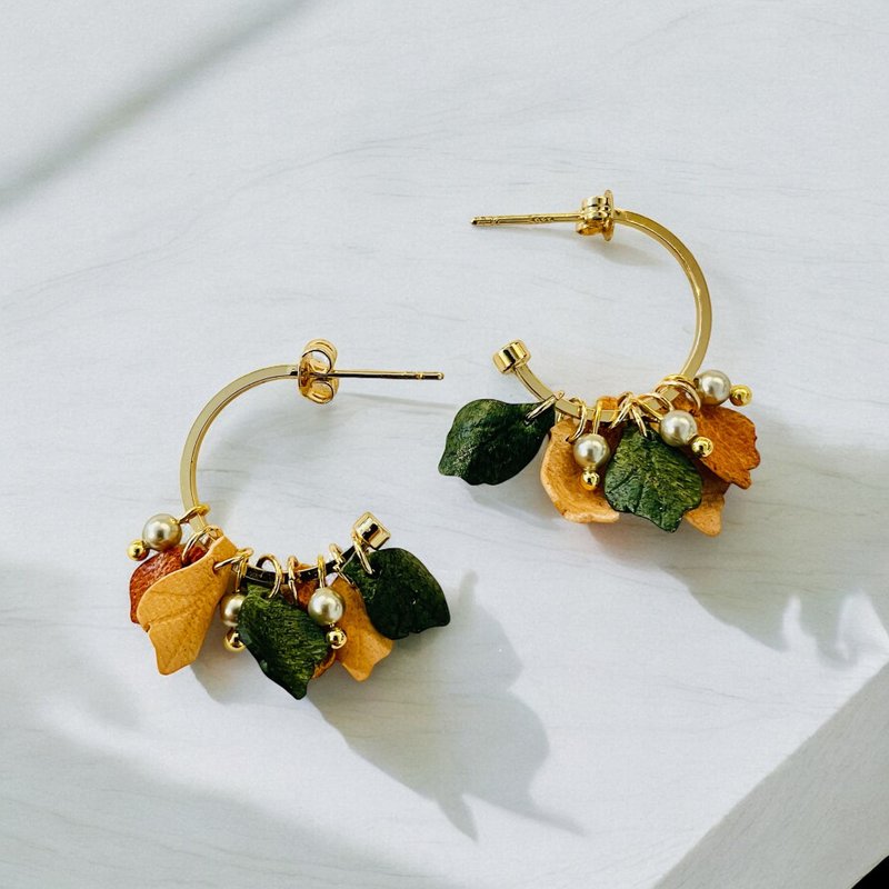 皮革立體耳環  秋葉耳環 - 擺飾/家飾品 - 真皮 多色
