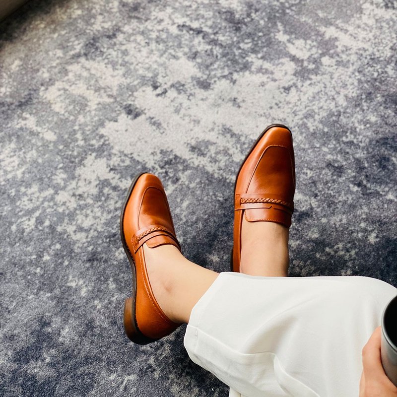 A gentleman's life with a hundred braids - Women's Oxford Shoes - Genuine Leather Multicolor