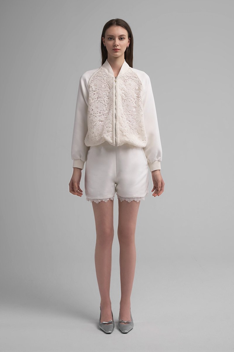 Apollo花漾守護輕暖蕾絲外套 - 女大衣/外套 - 其他人造纖維 