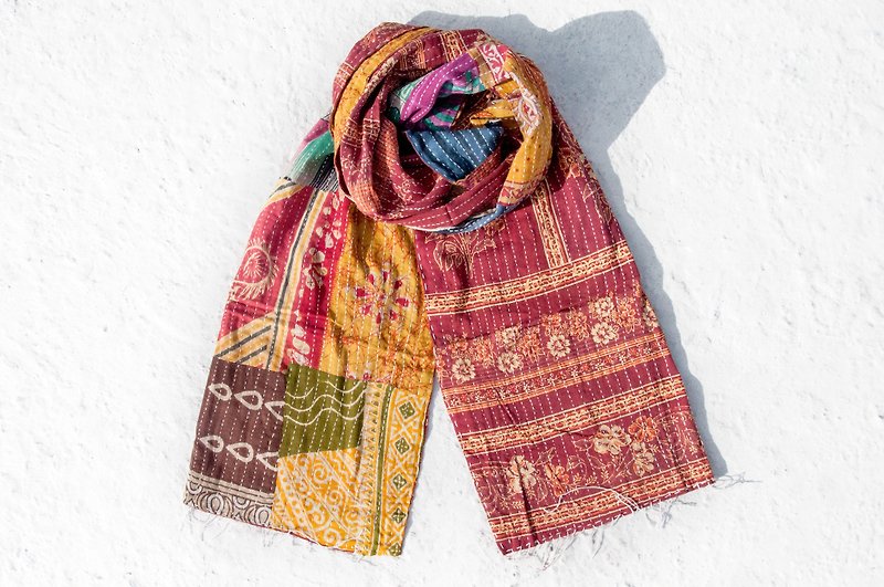 Hand-stitched velvet stitching scarves / embroidered scarves / embroidered scarves / hand-stitched sari scarves - desert flowers - ผ้าพันคอถัก - ผ้าฝ้าย/ผ้าลินิน หลากหลายสี