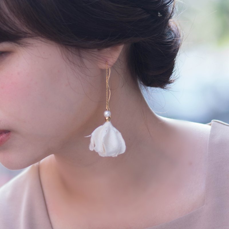 Phoebe - Earrings & Clip-ons - Other Materials White