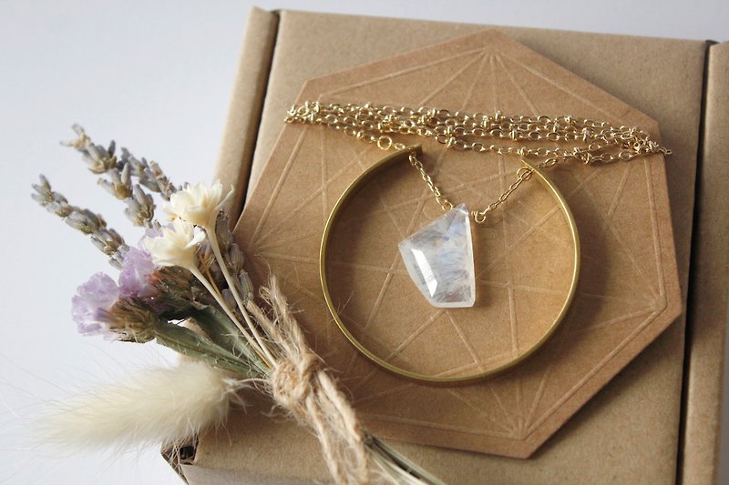 Moon debris copper wheel necklace long necklace of natural stone crystal necklace simple brass ornaments - สร้อยคอ - เครื่องเพชรพลอย ขาว