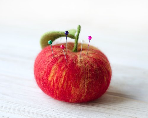 NineCarpStudio Felted Apple Pin Cushion Cute Pincushion Gift for Seamstress Gift for Crafter