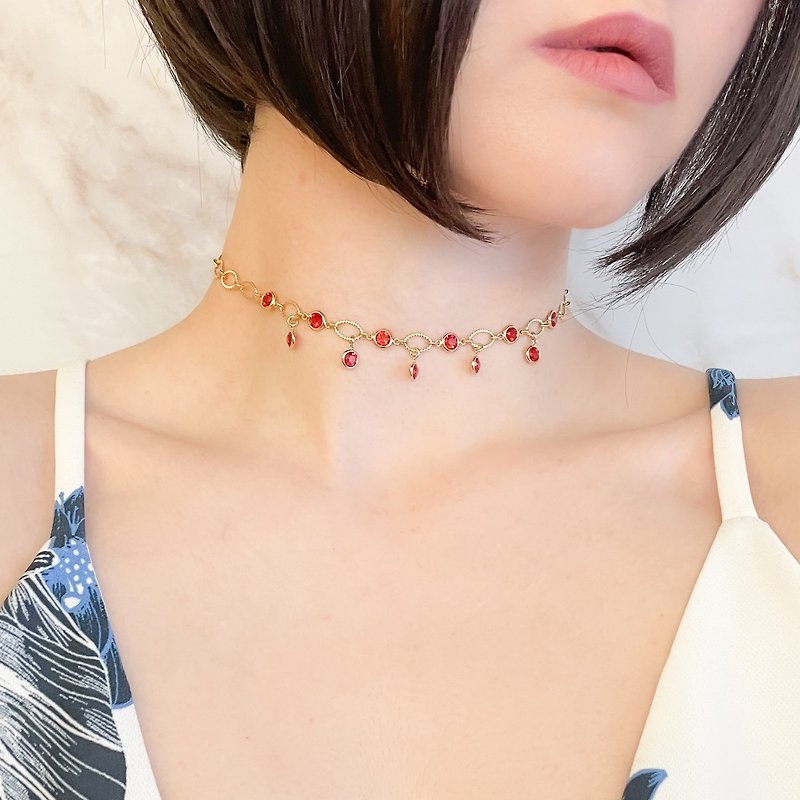 RE / Dripping with Mysterious Scarlet / Choker Necklace SV200RE - Chokers - Glass Red
