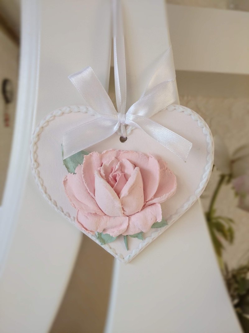 Hanging heart with pink rose Mother gift Birthday gift Wedding floral decor - 其他 - 木頭 粉紅色