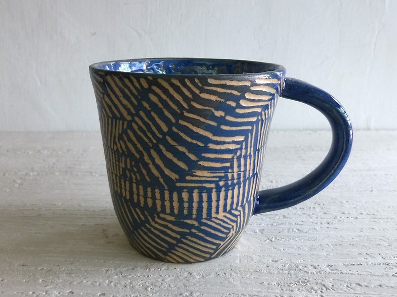 Glazed Art Engraved Coffee Cup_Ceramic Mug - แก้วมัค/แก้วกาแฟ - ดินเผา สีน้ำเงิน
