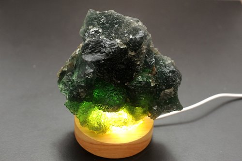 晶石地 綠螢石(Fluorite)燈 礦石/水晶/靈修/開運/招財/療癒