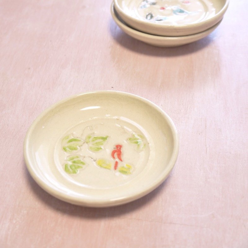 陶器の豆皿　「かぼちゃと赤い鳥」 - 小皿 - その他の素材 レッド