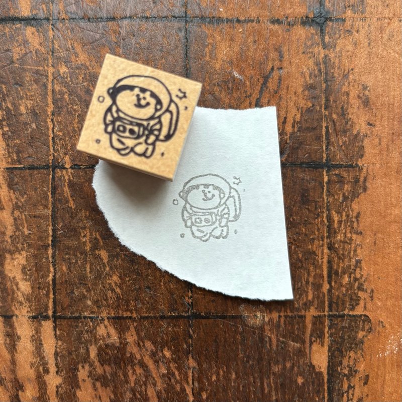 spicaの庭・muuちゃんのはんこ/ 宇宙飛行士 - 印鑑・スタンプ - ゴム カーキ