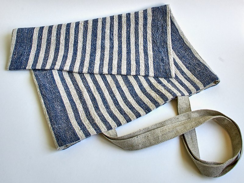 Linen striped blue farmer rustic market shopping shoulder bag, gift for her - กระเป๋าหูรูด - ลินิน สีน้ำเงิน