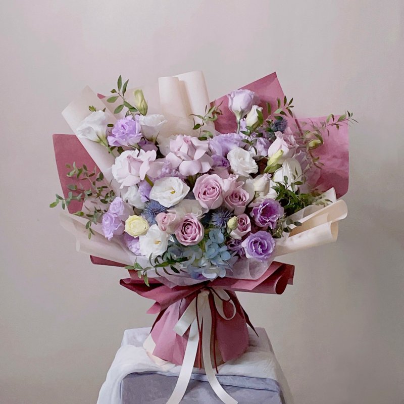 【鮮花】莓紫色玫瑰洋桔梗繡球自然風鮮花花束 - 其他 - 植物．花 紫色