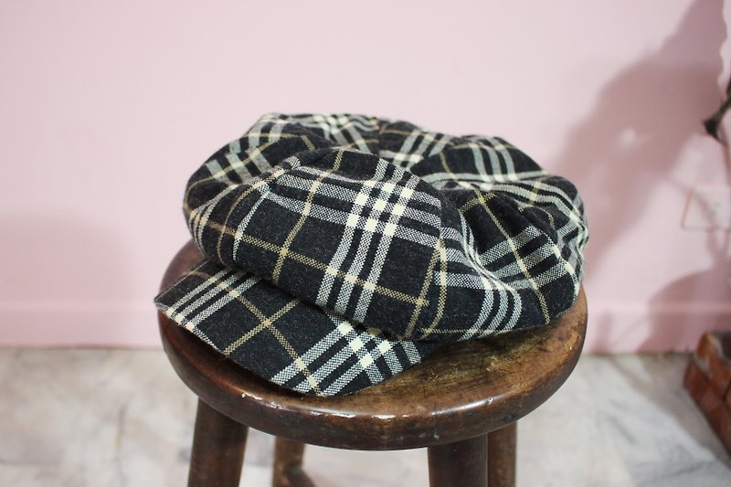 （韓国標準で作られた）ヴィンテージ帽子（韓国製）キャスケット帽、黒のチェック柄キャスケット（バレンタイン） - 帽子 - コットン・麻 ブラック
