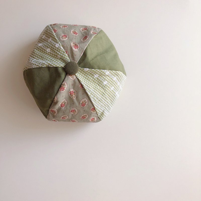 拼色六角貝蕾帽 - 碎花綠 - 帽子 - 其他材質 