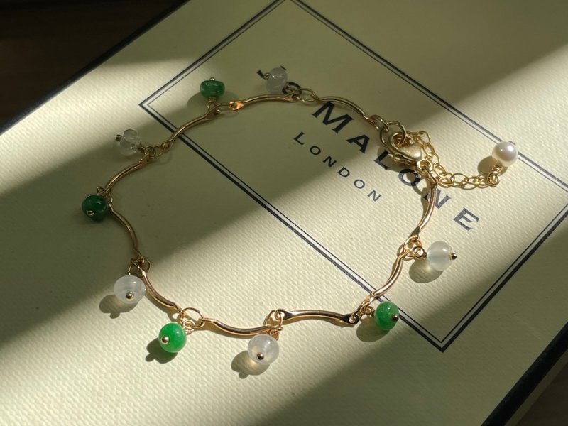 Ivy//Natural Jade A White Jade Green American 14KGF Accessories Bracelet - สร้อยข้อมือ - หยก 