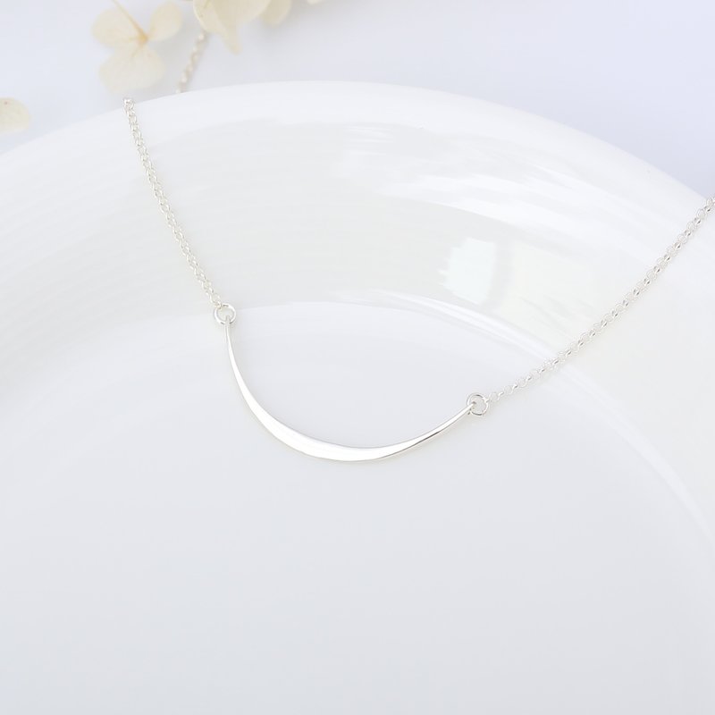 【Angel & Me】Love Smile Curve s925 sterling silver necklace Birthday gift - Necklaces - Sterling Silver Silver