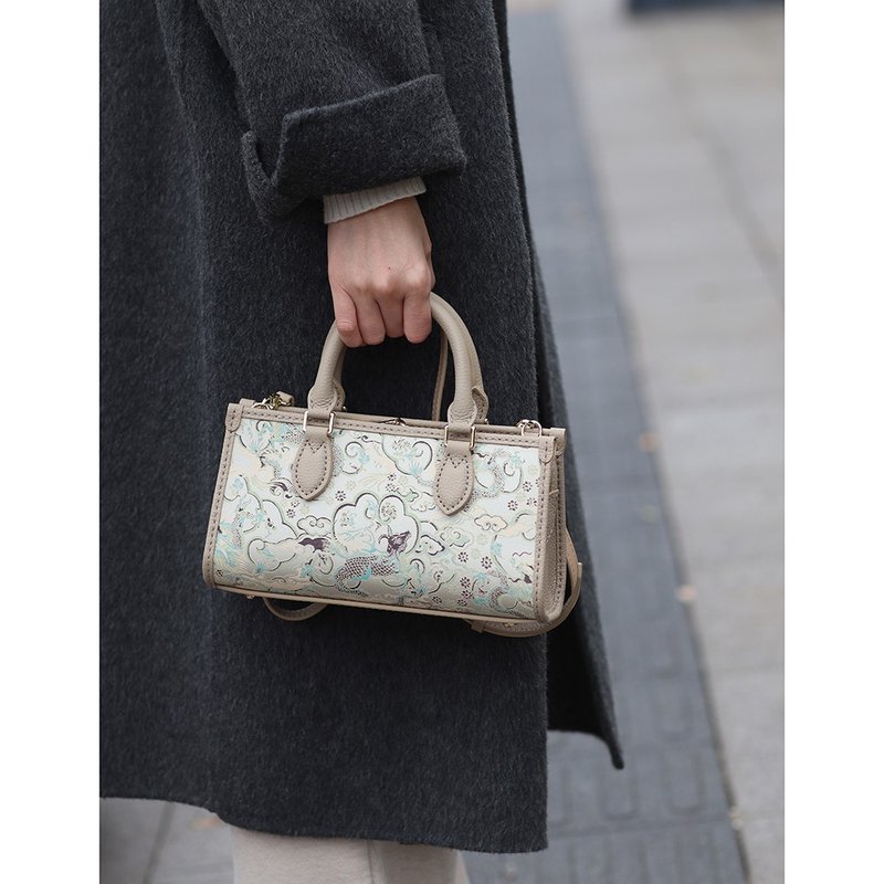 全手縫真皮牛皮斜挎包handmade小托特手拎包手提包斜挎包中國風 - 手提包/手提袋 - 真皮 卡其色