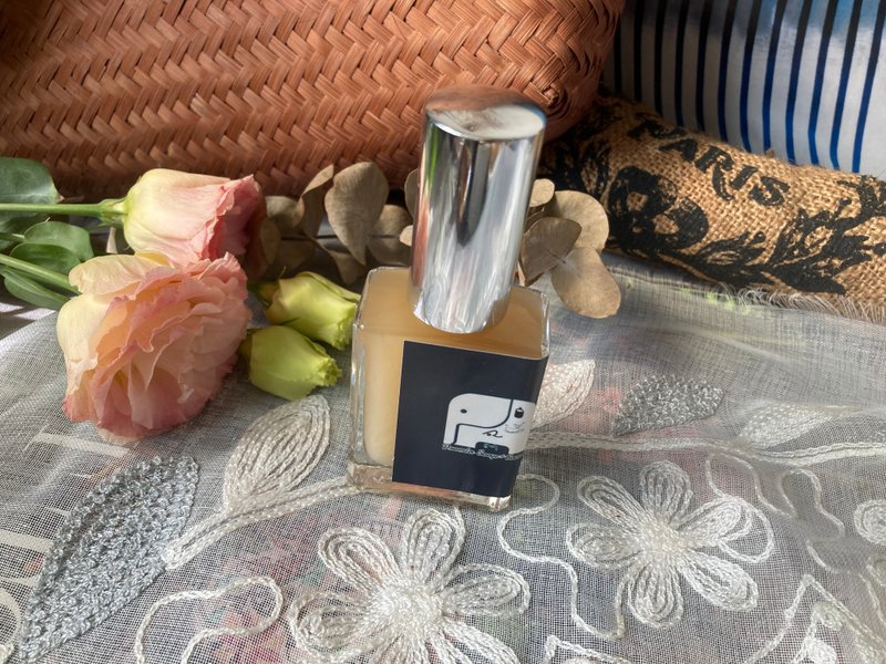 月桂葉苦茶黑芝麻油洗髮皂/滋養髮根/一般髮質/卓瑪愛象/洗髮皂 - 肥皂/手工皂 - 其他材質 
