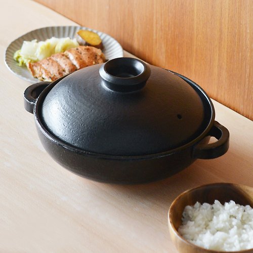 日本FORMLADY 日本FORMLADY 日製萬古燒淺型雙耳燉煮土鍋-1.5L