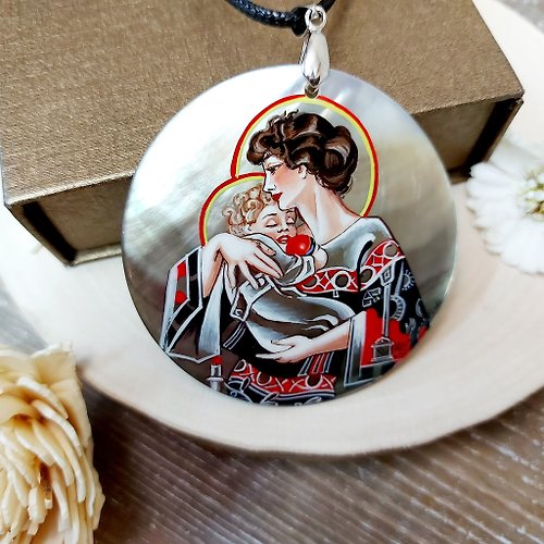 Charm.arts Beautiful painted Pendant Mother and child Exclusive Fine art jewelry necklace