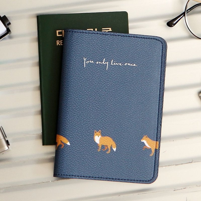 Dailylike-beautiful life leather passport cover -03 fox, E2D42253 - ที่เก็บพาสปอร์ต - หนังเทียม สีน้ำเงิน