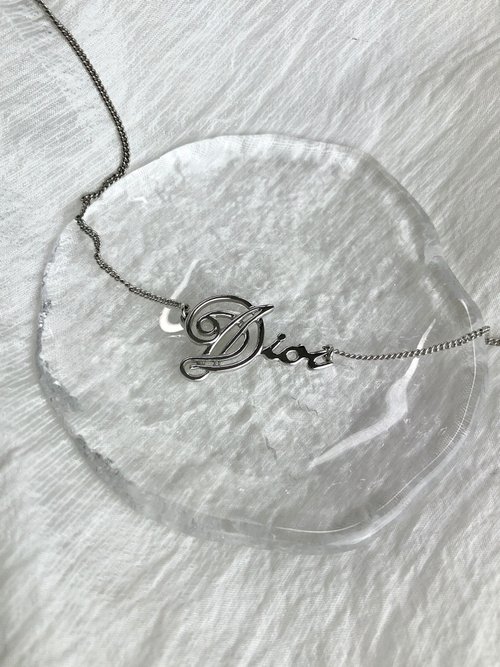 【極美品】Christian Dior ネックレス ロゴ 筆記体 ヴィンテージ 極美品】Christian Dior ネックレス ロゴ 筆記体 ヴィンテージ