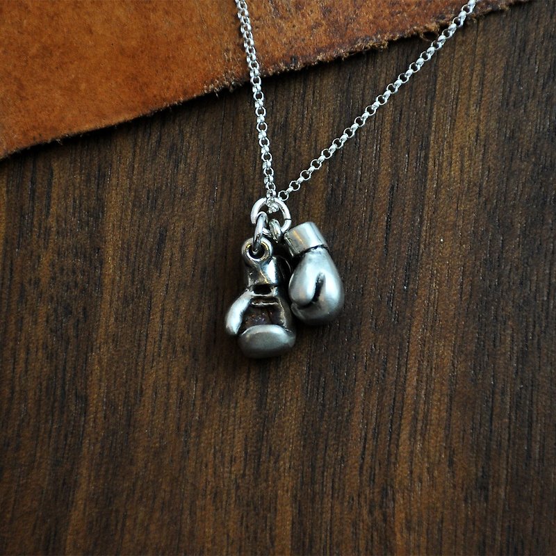 Fighter boxing gloves 925 Silver - Necklaces - Silver Silver