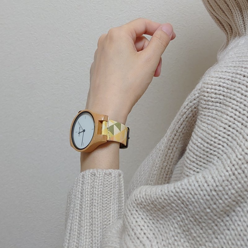 Outlet Natural vegan watch made of beech wood and cork made in Germany - Women's Watches - Wood Yellow