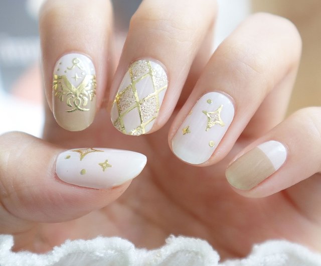 ジェルネイル・ネイルシール ayana 𝔸𝕐𝔸ℕ𝔸 𖤣𖧤𖥣 セルフネイル (@ayana__nail) • Instagram