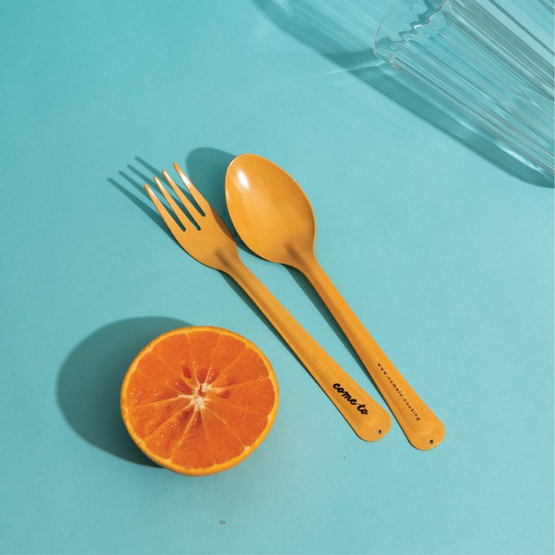 HIW.HIW Orange juice Spoon.fork - 刀叉/湯匙/餐具組 - 琺瑯 橘色